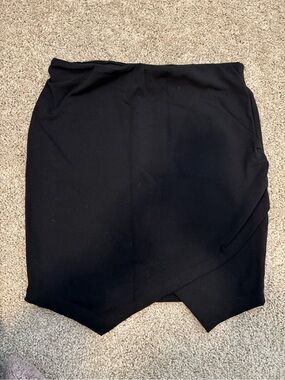 bebe Black Stretch Waistband Skirt